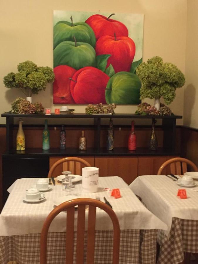 Hotel La Favorita เปสเคียรา เดล การ์ดา ภายนอก รูปภาพ
